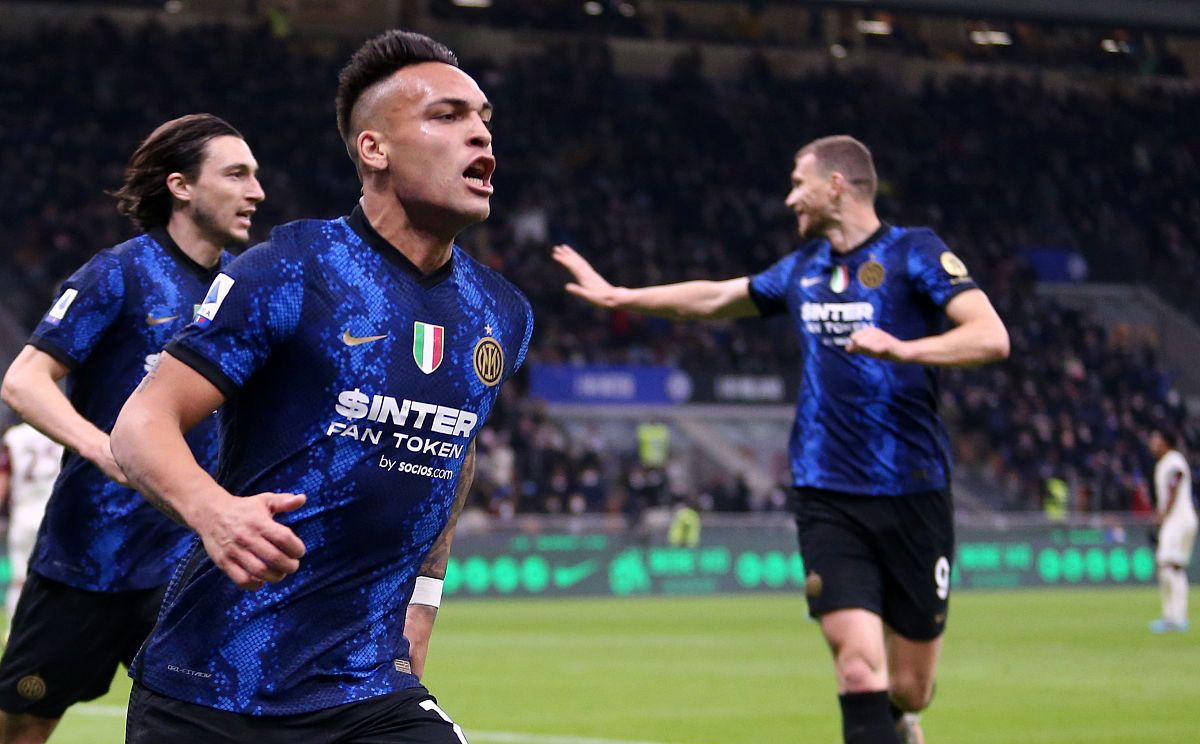 英雄联盟-赛前国际米兰调整名单以备社区盾，复出首秀环节打磨，震撼外界，心理建设被强调的简单介绍