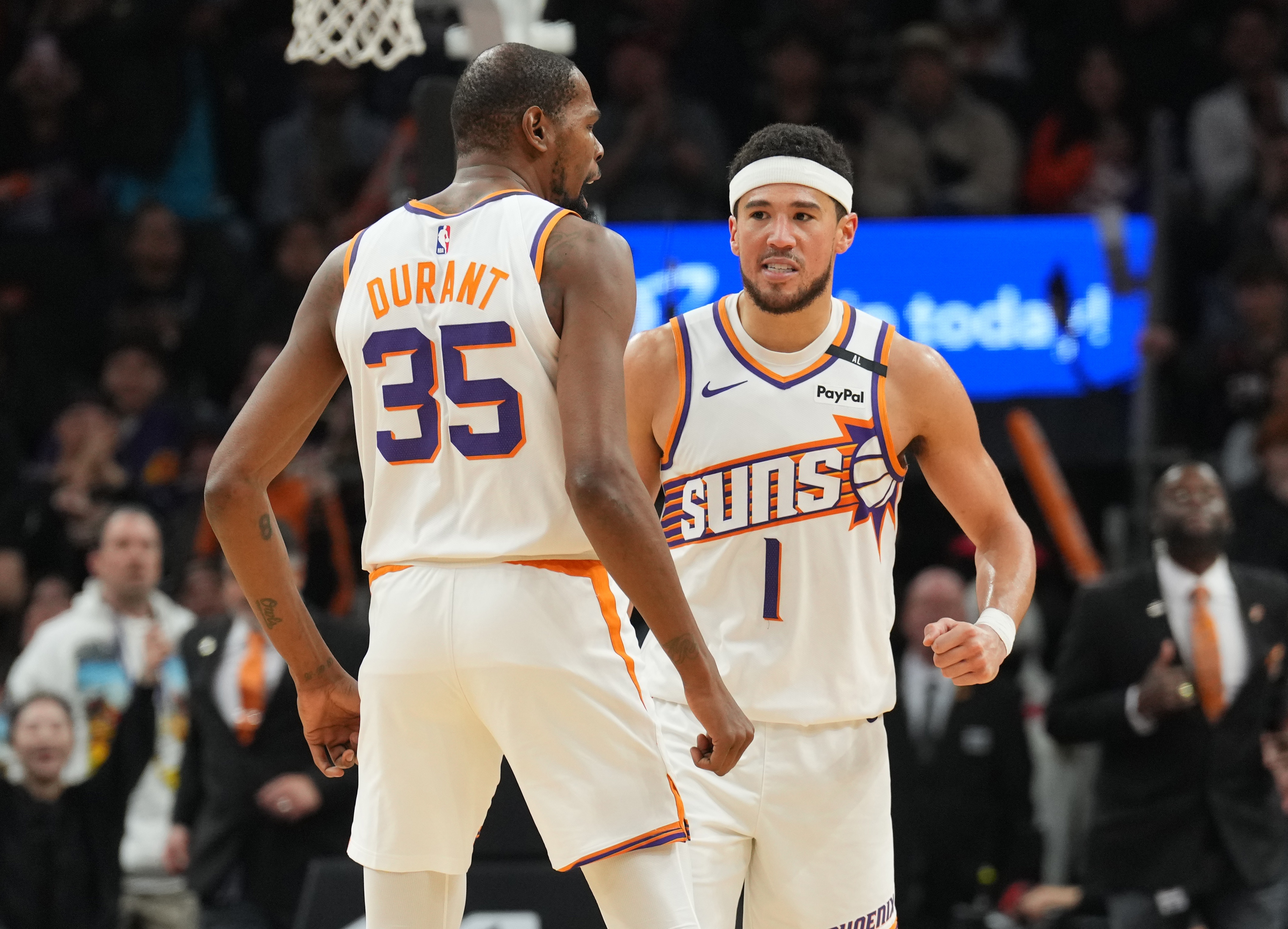 LOL官网-明尼苏达森林狼训练开放日，加时末段完成体检引欢呼，NBA季后赛在即，轮换策略成焦点的简单介绍